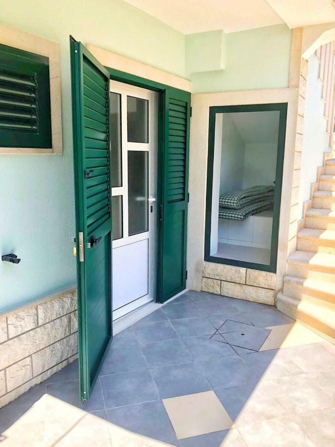 Studio Apartman NOA Apartamento Trogir Exterior foto