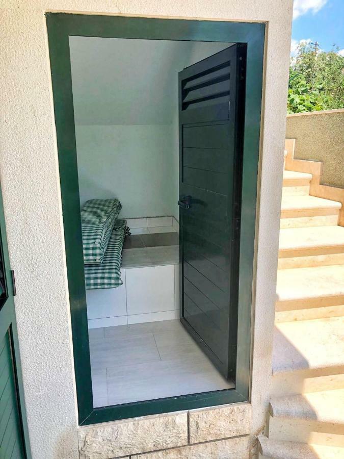 Studio Apartman NOA Apartamento Trogir Exterior foto
